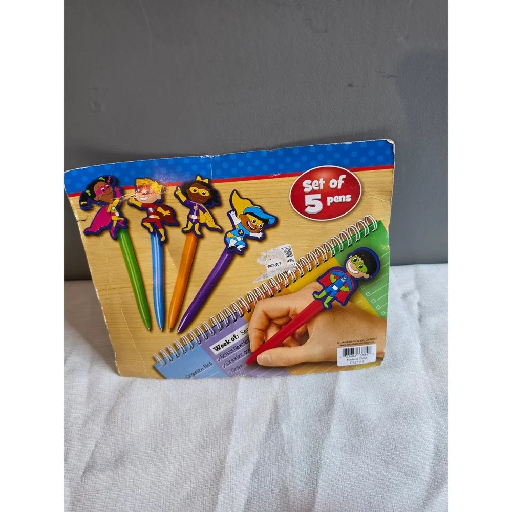 Lakeshore Superhero Pens Set of 5 Character Topper Ballpoint Pens XX2019EC